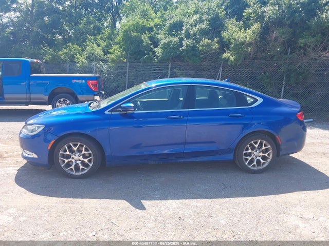 45487733 :رقم المزاد ، 1C3CCCEG0FN523790 vin ، 2015 Chrysler 200 C مزاد بيع