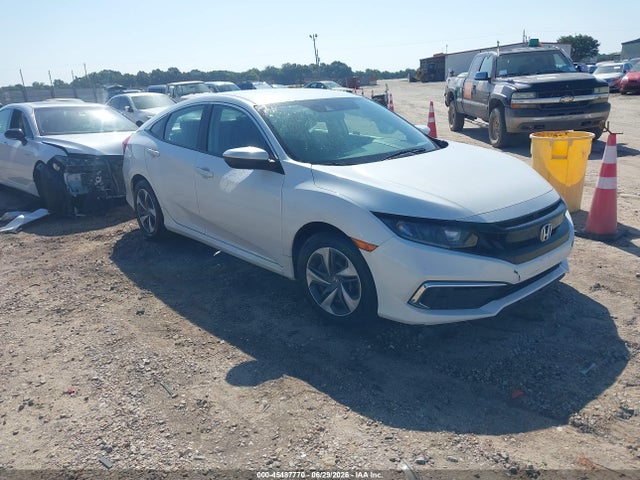 Auction sale of the 2019 Honda Civic Lx, vin: 19XFC2F66KE027075, lot number: 45487770