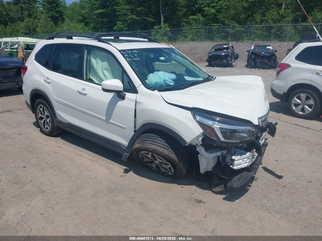 2021 Subaru Forester Premium მანქანა იყიდება აუქციონზე, vin: JF2SKAFCXMH422067, აუქციონის ნომერი: 45487813