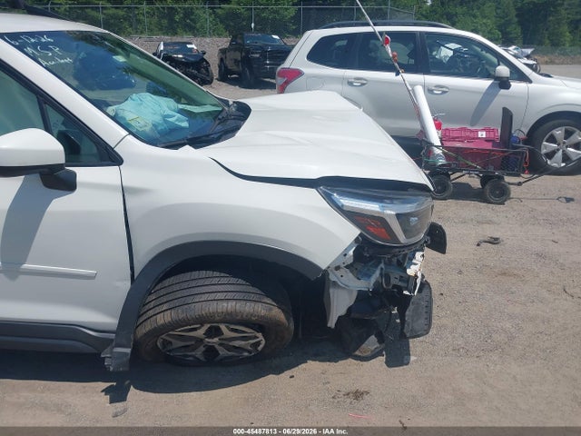 Продажа на аукционе авто 2021 Subaru Forester Premium, vin: JF2SKAFCXMH422067, номер лота: 45487813