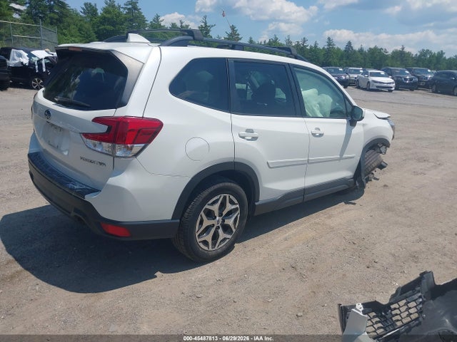 Продажа на аукционе авто 2021 Subaru Forester Premium, vin: JF2SKAFCXMH422067, номер лота: 45487813