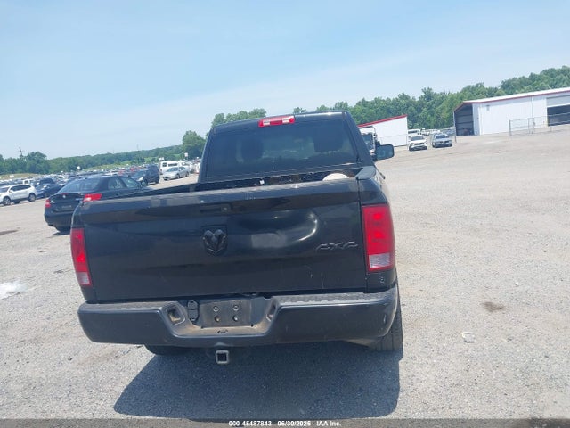 45487843 :رقم المزاد ، 1C6RR7FGXHS635373 vin ، 2017 Ram 1500 Express  4x4 6'4 Box مزاد بيع