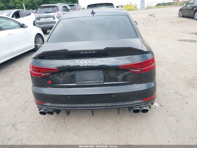 2018 Audi A4 2.0t Premium/2.0t Tech Premium მანქანა იყიდება აუქციონზე, vin: WAUENAF47JA207775, აუქციონის ნომერი: 45487860