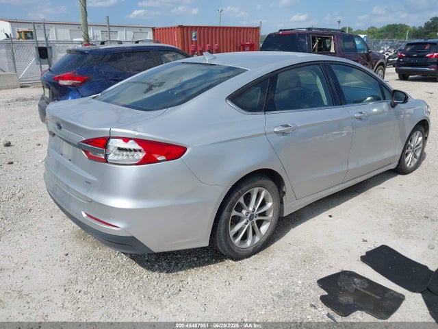 45487951 :رقم المزاد ، 3FA6P0H76KR123155 vin ، 2019 Ford Fusion Se مزاد بيع