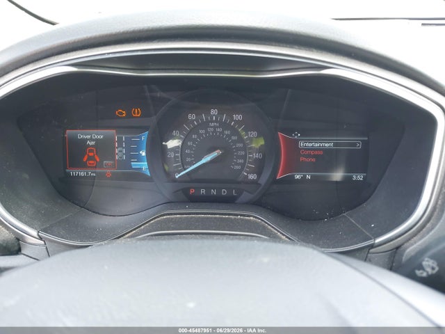 45487951 :رقم المزاد ، 3FA6P0H76KR123155 vin ، 2019 Ford Fusion Se مزاد بيع