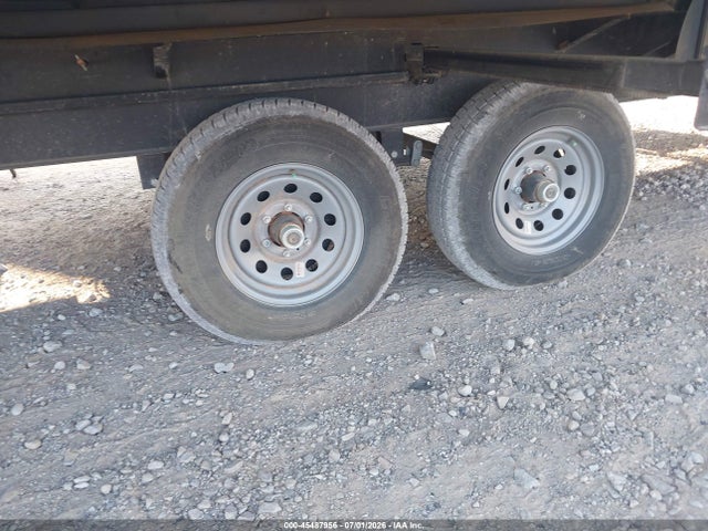 45487956 :رقم المزاد ، 4X4TTUH2XNP095844 vin ، 2022 Palomino Puma مزاد بيع