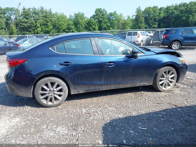 Продаж на аукціоні авто 2018 Mazda Mazda3 Touring, vin: 3MZBN1V36JM265519, номер лоту: 45487971