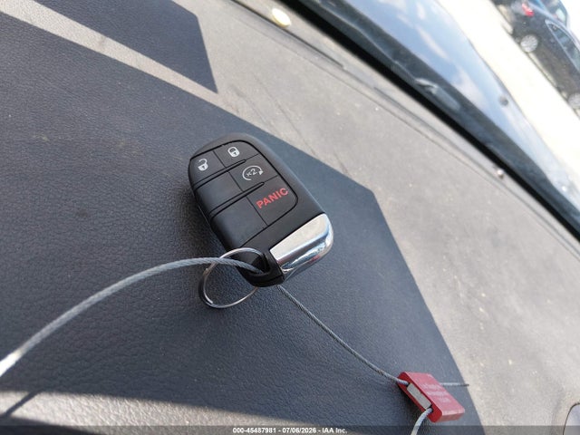 Продажа на аукционе авто 2017 Jeep Renegade Altitude, vin: ZACCJBBB5HPE61169, номер лота: 45487981