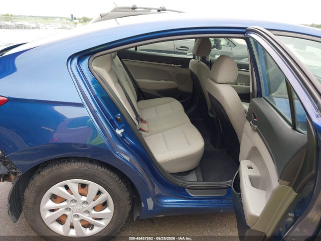 Hyundai ELANTRA SE 2018 5NPD74LF8JH339632 Image 8