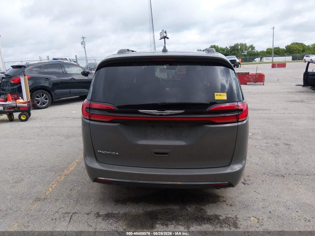 Продаж на аукціоні авто 2022 Chrysler Pacifica Touring L, vin: 2C4RC1BG6NR133177, номер лоту: 45488076