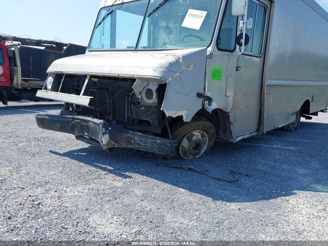 Продажа на аукционе авто 1999 Workhorse Custom Chassis Forward Control Chassis P3500, vin: 5B4HP32R2X3312122, номер лота: 45488210