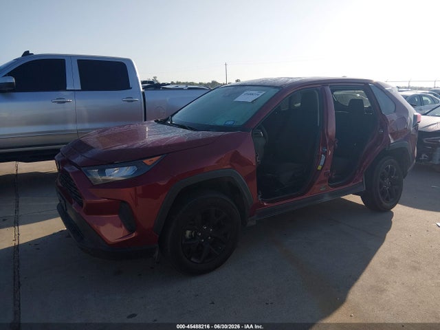 Toyota RAV4 LE 2022 2T3H1RFV1NW205160 Image 2