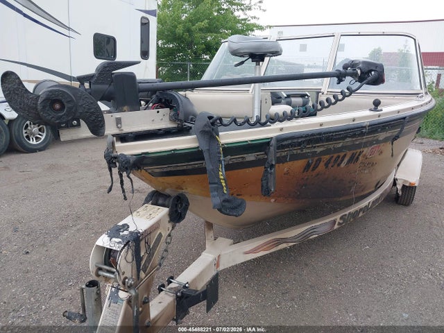 1998 Crestliner Other მანქანა იყიდება აუქციონზე, vin: NOR543171798, აუქციონის ნომერი: 45488221