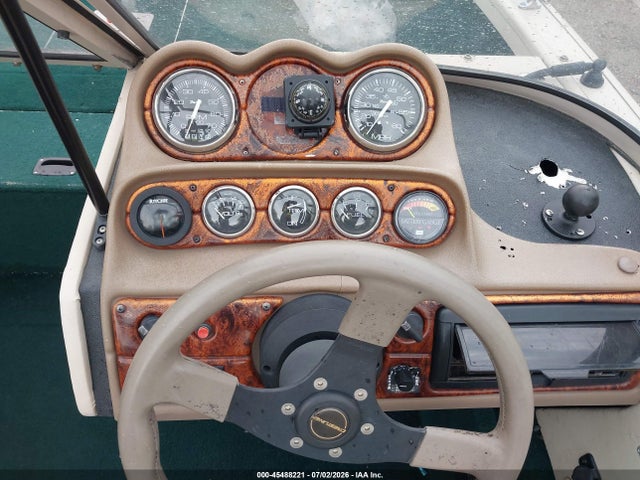 1998 Crestliner Other მანქანა იყიდება აუქციონზე, vin: NOR543171798, აუქციონის ნომერი: 45488221