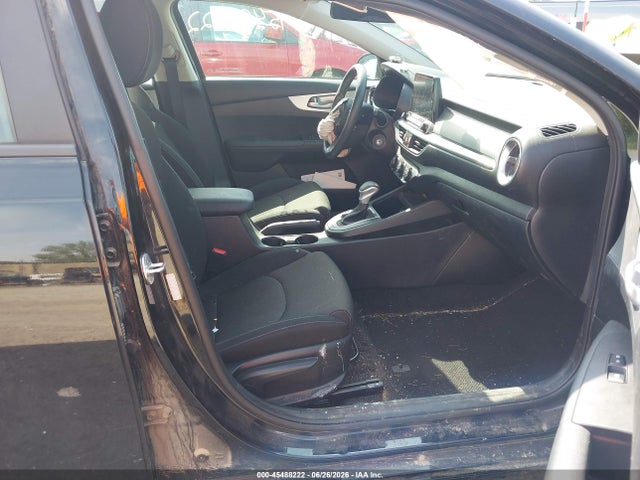 2022 Kia Forte Lxs მანქანა იყიდება აუქციონზე, vin: 3KPF24AD7NE502483, აუქციონის ნომერი: 45488222