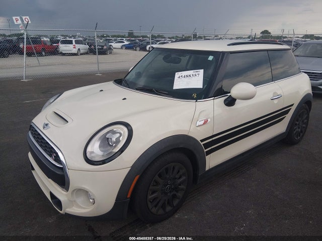 Продаж на аукціоні авто 2016 Mini Hardtop Cooper S, vin: WMWXP7C50G3B93186, номер лоту: 45488357