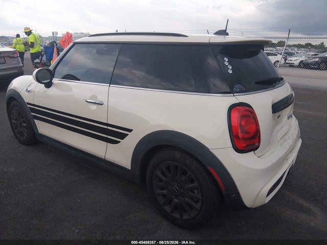 Продаж на аукціоні авто 2016 Mini Hardtop Cooper S, vin: WMWXP7C50G3B93186, номер лоту: 45488357