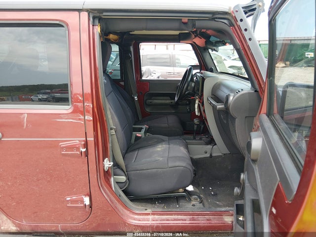 2007 Jeep Wrangler Unlimited X მანქანა იყიდება აუქციონზე, vin: 1J4GA39147L173645, აუქციონის ნომერი: 45488386