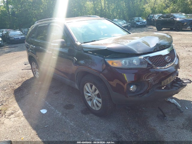 Auction sale of the 2011 Kia Sorento Lx V6, vin: 5XYKT4A25BG181598, lot number: 45488400