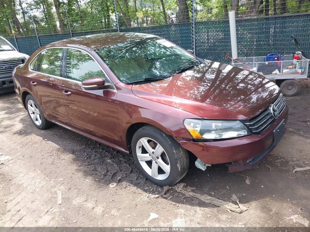 2014 Volkswagen Passat 1.8t Se მანქანა იყიდება აუქციონზე, vin: 1VWBT7A33EC055756, აუქციონის ნომერი: 45488415