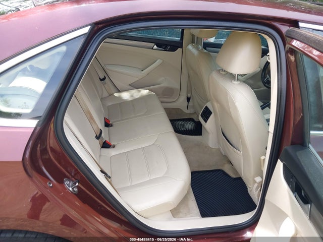 2014 Volkswagen Passat 1.8t Se მანქანა იყიდება აუქციონზე, vin: 1VWBT7A33EC055756, აუქციონის ნომერი: 45488415