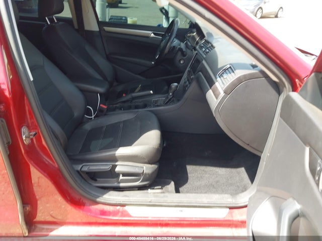 45488416 :رقم المزاد ، 1VWAA7A34JC005914 vin ، 2018 Volkswagen Passat 2.0t R-line/2.0t S مزاد بيع