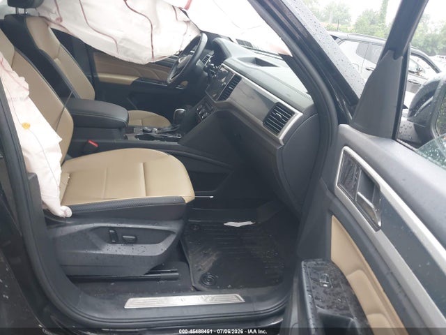 2021 Volkswagen Atlas Cross Sport 2.0t Sel მანქანა იყიდება აუქციონზე, vin: 1V2BC2CA7MC213112, აუქციონის ნომერი: 45488451