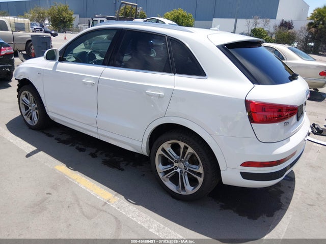 Audi Q3 2.0t Premium Plus 2016 WA1GFCFS2GR020287 Image 3