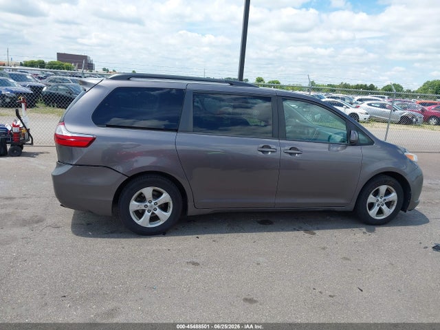 Toyota Sienna Le 8 Passenger 2015 5TDKK3DC0FS581403 Image 13