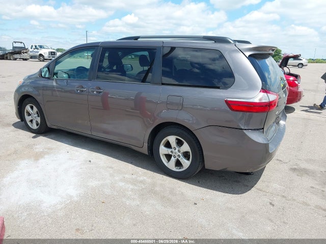 Toyota Sienna Le 8 Passenger 2015 5TDKK3DC0FS581403 Image 3