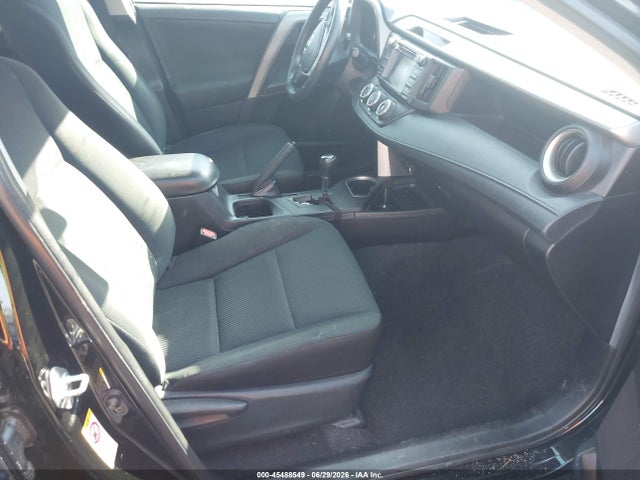 45488549 :رقم المزاد ، 2T3ZFREV0JW423348 vin ، 2018 Toyota Rav4 Le مزاد بيع