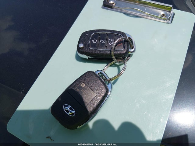 Продажа на аукционе авто 2018 Hyundai Tucson Se, vin: KM8J23A42JU660161, номер лота: 45488561