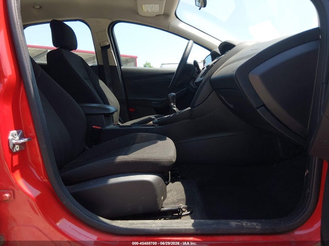 2016 Ford Focus Se მანქანა იყიდება აუქციონზე, vin: 1FADP3K28GL248167, აუქციონის ნომერი: 45488700