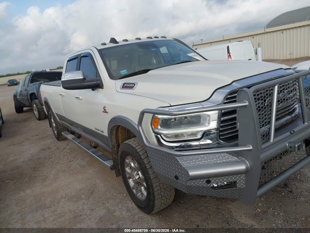 2021 Ram 3500 Laramie  4x4 8' Box მანქანა იყიდება აუქციონზე, vin: 3C63R3JL1MG667715, აუქციონის ნომერი: 45488709