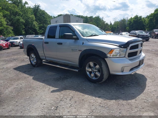 2018 Ram 1500 Express  4x4 6'4 Box მანქანა იყიდება აუქციონზე, vin: 1C6RR7FT4JS302198, აუქციონის ნომერი: 45488820