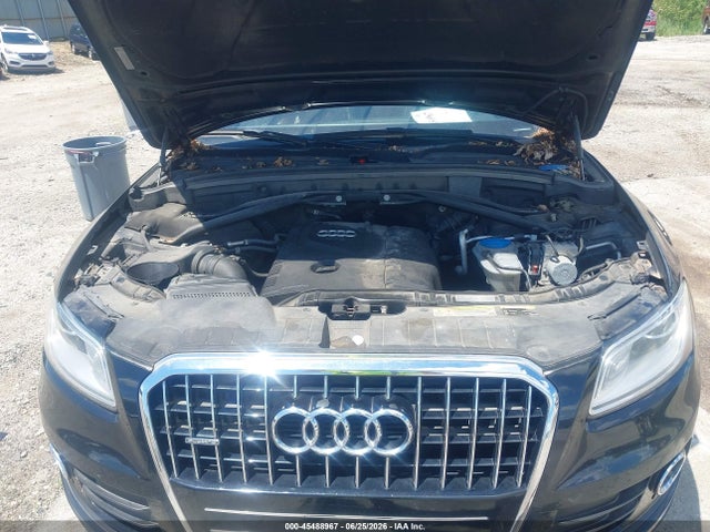 Audi Q5 2.0t Premium 2016 WA1C2AFP2GA140339 Image 10