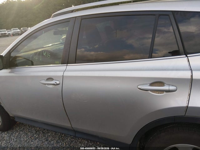 Toyota Rav4 Xle 2014 2T3RFREV2EW180244 Image 15