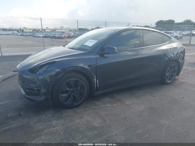 Aukcja sprzedaży 2025 Tesla Model Y Long Range Dual Motor All-wheel Drive, vin: 7SAYGAEE9SF221936, numer aukcji: 45489069
