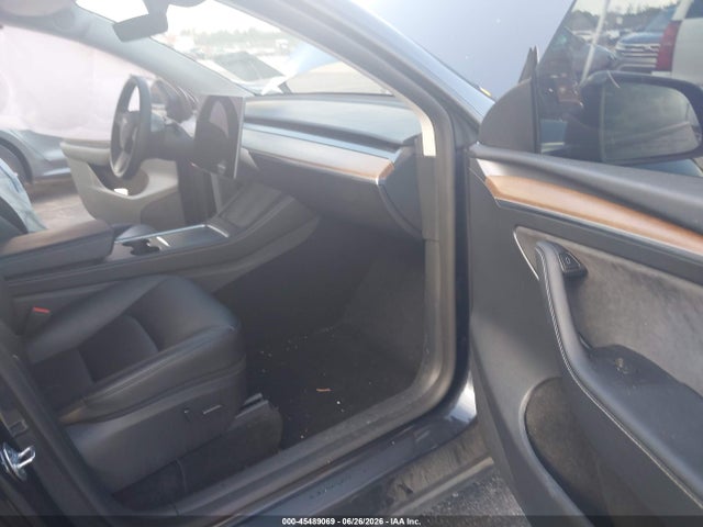 Aukcja sprzedaży 2025 Tesla Model Y Long Range Dual Motor All-wheel Drive, vin: 7SAYGAEE9SF221936, numer aukcji: 45489069