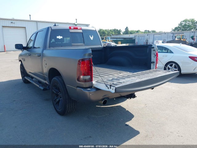 45489100 :رقم المزاد ، 1C6RR7MT2HS711197 vin ، 2017 Ram 1500 Night  4x4 5'7 Box مزاد بيع