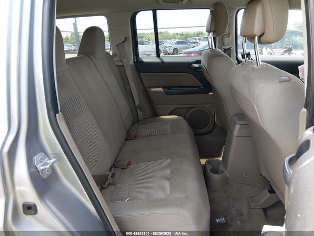 Jeep Patriot Latitude 2015 1C4NJPFB6FD219373 Image 8
