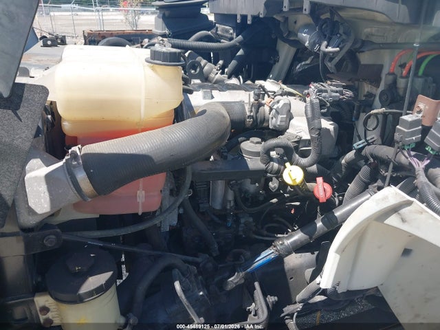 45489125 :رقم المزاد ، 3HAMMAAN5FL123807 vin ، 2015 International 4000 4300 مزاد بيع