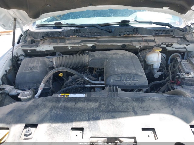 1C6RR7FG0KS641397 RAM 1500 Classic Tradesman 4x4 6&#039;4 Box