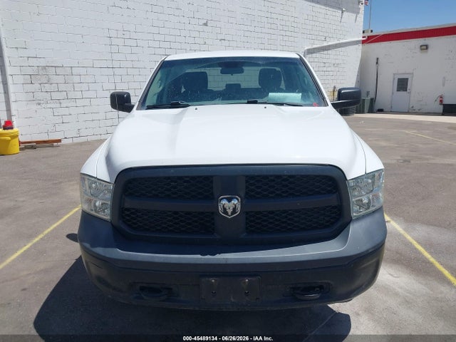 1C6RR7FG0KS641397 RAM 1500 Classic Tradesman 4x4 6&#039;4 Box