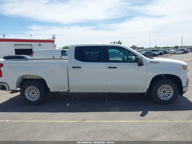 Chevrolet Silverado 1500 2021 1GCPYAEHXMZ340401 Image 15