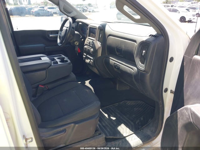 Chevrolet Silverado 1500 2021 1GCPYAEHXMZ340401 Image 5