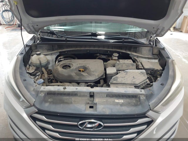 Hyundai TUCSON SE 2018 KM8J23A42JU656238 Image 10