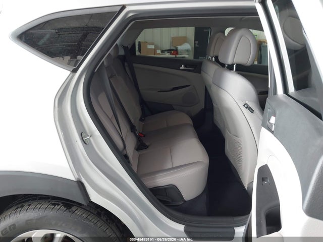 Hyundai TUCSON SE 2018 KM8J23A42JU656238 Image 8
