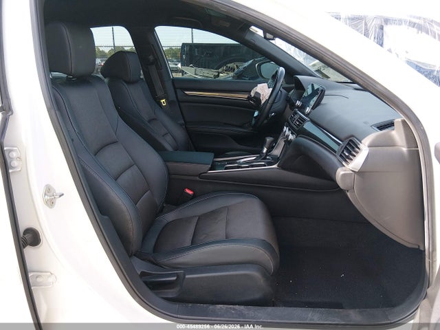 1HGCV1F31KA086326 Honda Accord Sport