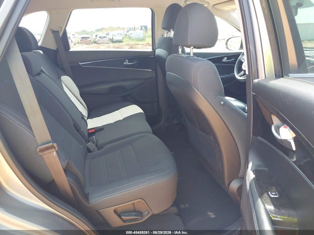 KIA Sorento 2.4l L 2018 5XYPG4A38JG382686 Image 8